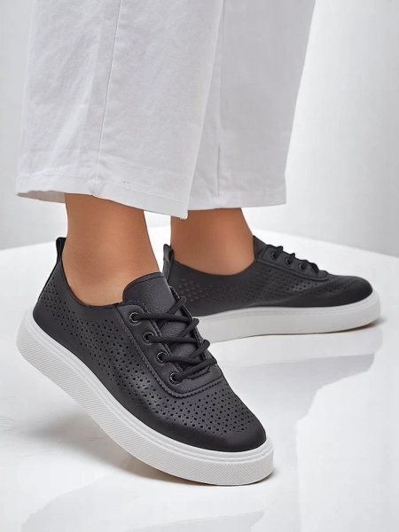 Royalfashion Női fűzős sportcipő Adette