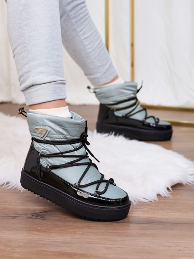 Royalfashion Női csúszós csizma a'la hócsizma kék színben Vevnose