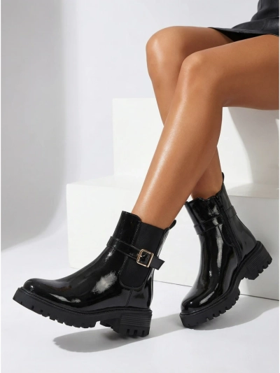 Calivi lakkozott női eco bőr bokacsizma