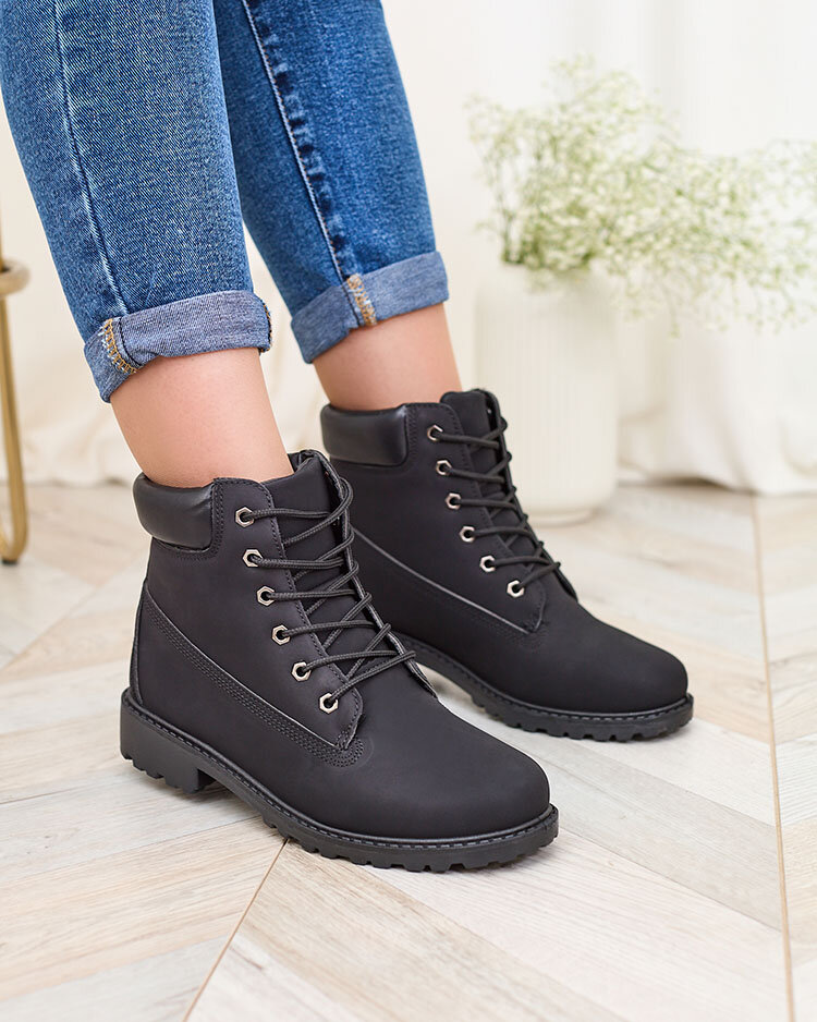 Royalfashion Fekete női Karveliea papucs