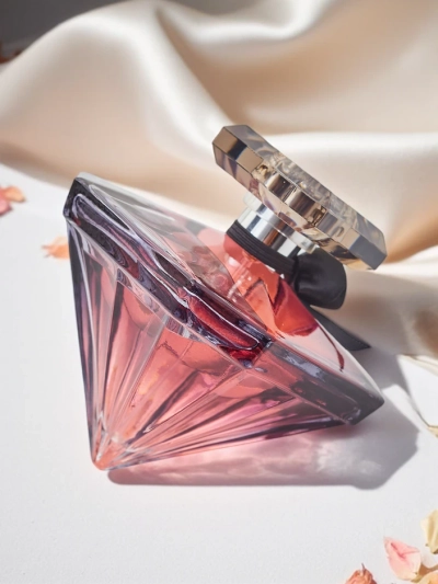 Inspiráló nők eau de toilette La Nut Sparkle