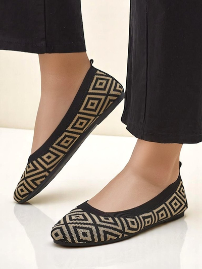 Royalfashion szövetből készült női balettcipő geometrikus mintával Mérték