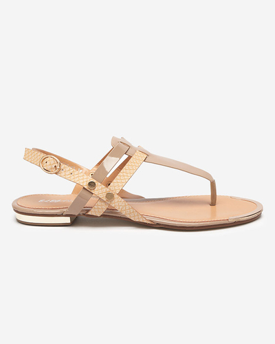OUTLET Bézs színű női szandál, lakkozott flip-flop Abika-Footwear dombornyomással