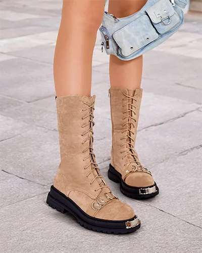 Royalfashion női csipkés csizma Werces