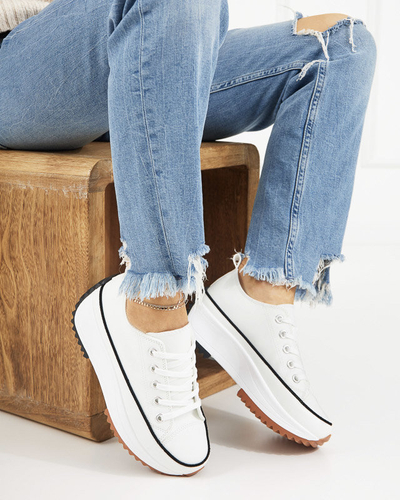 OUTLET Női fehér tornacipő a Treminso platformon - Lábbeli