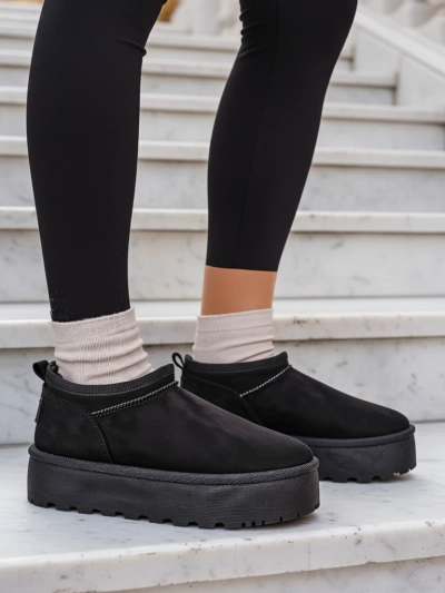 Royalfashion Női rövid csizma a'la hócsizma Ozozi