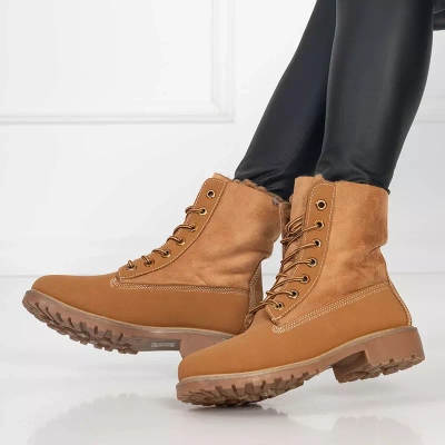 OUTLET Női barna túrabakancs Vibto szigeteléssel - Lábbeli