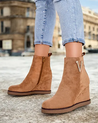 Royalfashion Nerias női magassarkú csizma