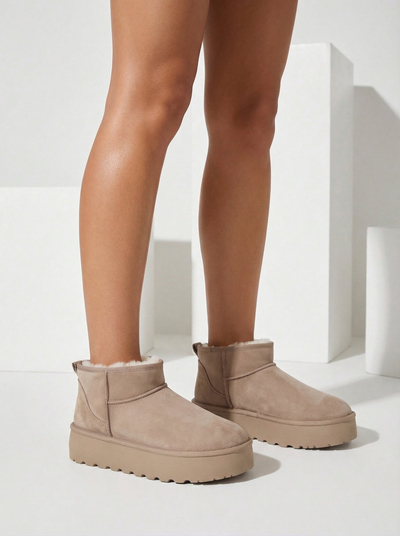 Royalfashion Női platform a'la hócsizma Dagodo