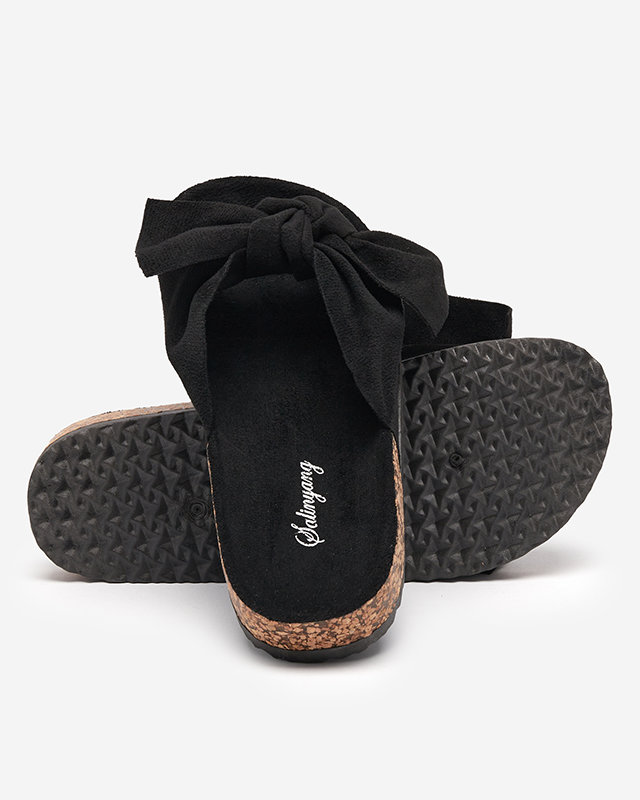 OUTLET Fekete öko-velúr női papucs masnival Ewerka - Lábbeli