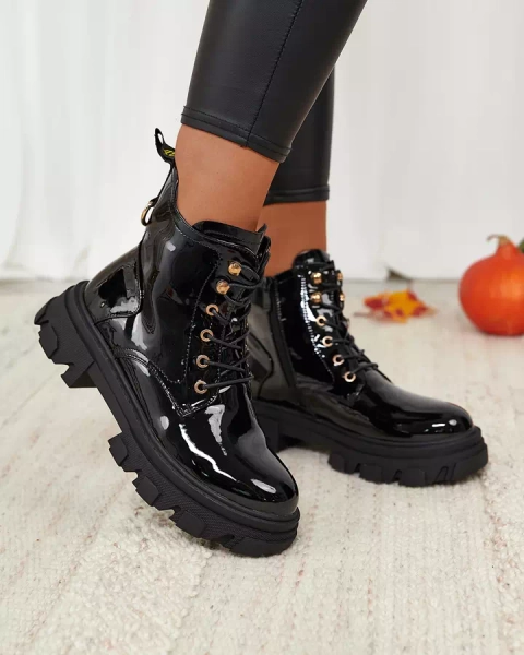 Royalfashion Fekete lakkozott női szigetelt bagger csizma Setogia