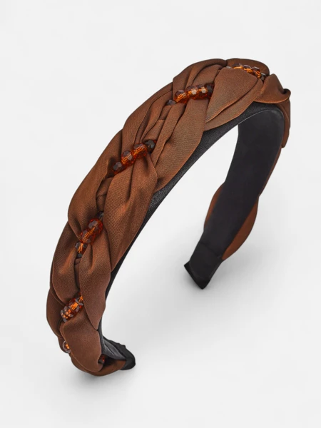 Royalfashion Hajpánt fonott csavarással és gyöngyökkel