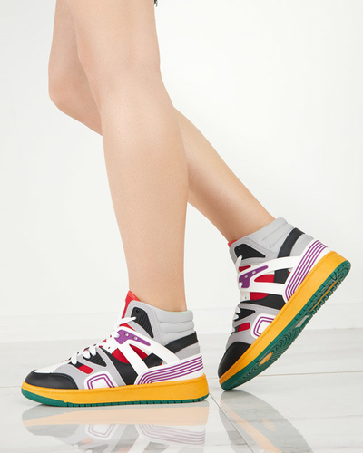 OUTLET Szürke, bokáig érő női sportcipő a Gisore-tól - Footwear