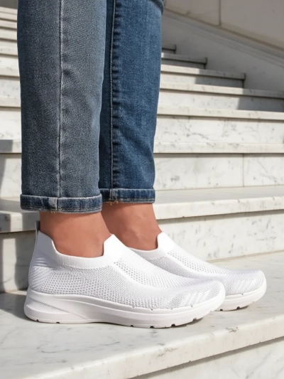 Biale Damskie Sneakersy Wsuwane Aura Bianca - Lekkie i Oddychajace na Lato Wiosne