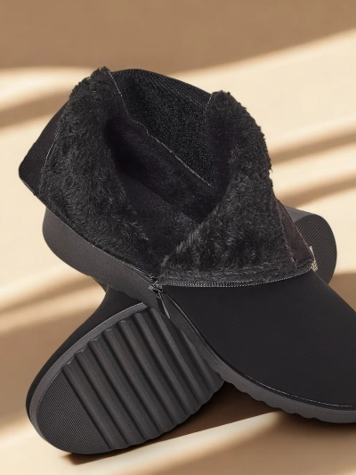 A Royalfashion női bokacsizma Teniowi