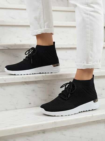 Nero Elegante Sportos Sneakers Nőknek