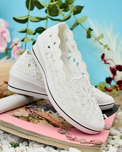 Royalfashion Női alacsony sarkú félcipő Dellio