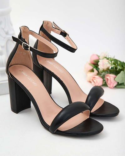 Royalfashion Női Leheres Post szandál