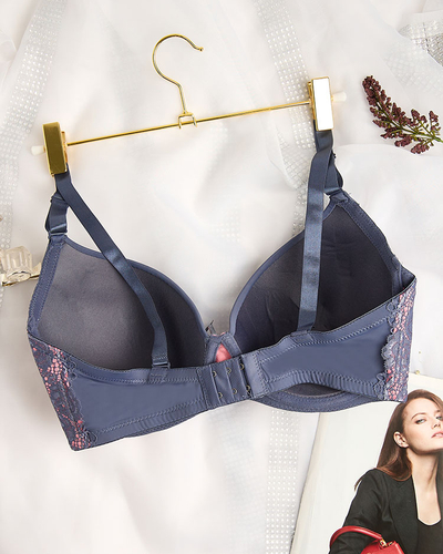 Royalfashion női melltartó csipkével díszítve