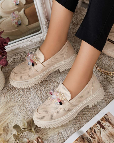 Royalfashion Női mokaszin színes gyöngyökkel Karonia