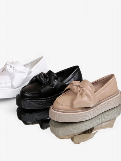 Royalfashion Elegáns női mokaszin masnival Ortto