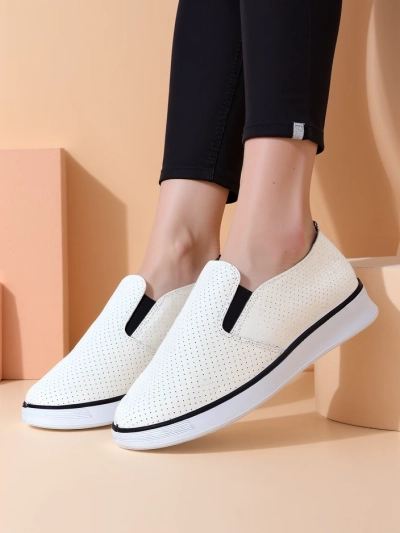 Royalfashion Női perforált sportcipő Musio