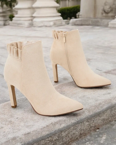 Royalfashion Női Lexse tűsarkú csizma