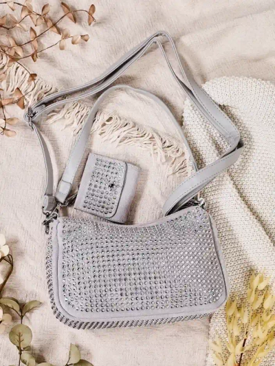 Royalfashion Kis női táska szegecsekkel