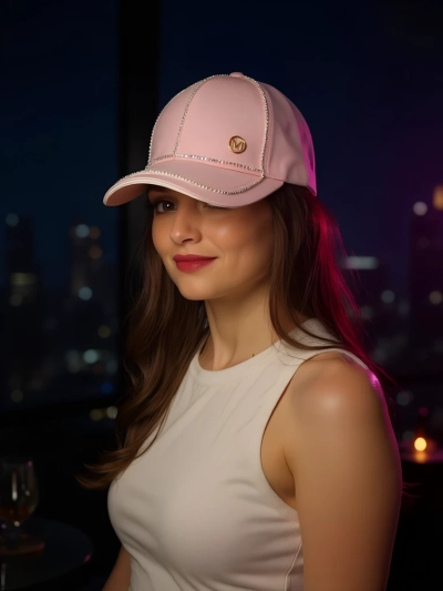 Royalfashion Strasszköves sapka ShineCap