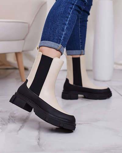 Royalfashion Női csizma fekete színben Opialla