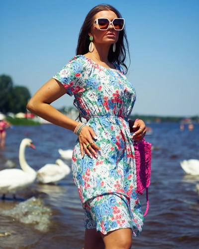 Royalfashion Női virágos miniruha a'la hiszpanka kék színben