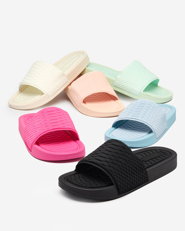 Női fekete papucs Galite dombornyomással - Lábbeli