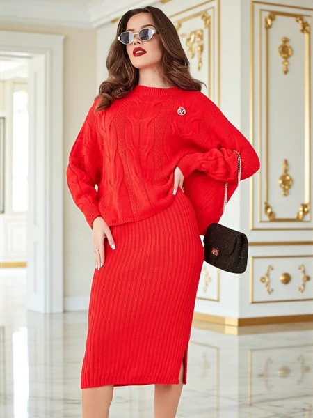 Royalfashion Akril fonott női szett pulóverrel és szoknyával Warm&Fuzzy