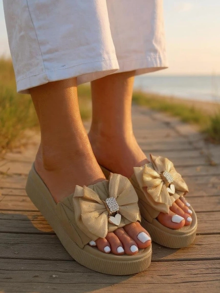 Royalfashion Női platform papucs masnival Sento Pace