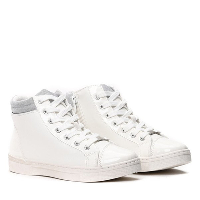 Białe sneakersy na koturnie- Obuwie