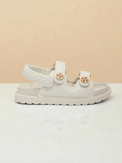 Royalfashion Női szandál vastagabb talppal Vivere