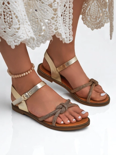 Royalfashion női szandál díszes cirkóniákkal Bella Shine