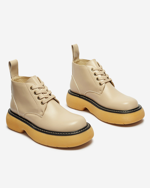 Női csizma bézs színben Tarraf- Footwear
