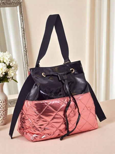 Royalfashion Nagyméretű női kézitáska Luxe Glow Shopper