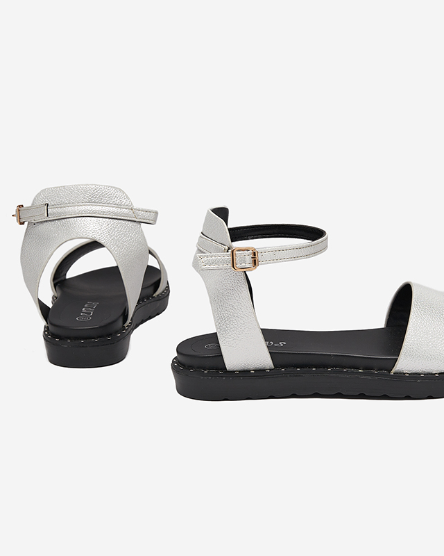 OUTLET Ezüst színű női öko-bőr szandál csillámmal Delika - Lábbeli