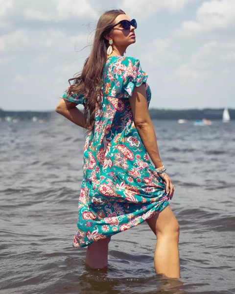 Royalfashion Zöld női ruha színes virágmintával