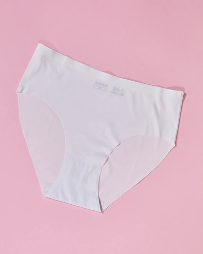 Royalfashion Női bordázott bugyi lézerrel vágott