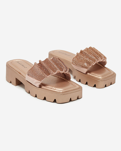 OUTLET Arany női papucs cirkóniával Emkoy- Footwear