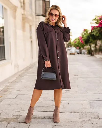 Royalfashion Női anyagruhával gombfelvarrókkal MÉRETTŐL függően