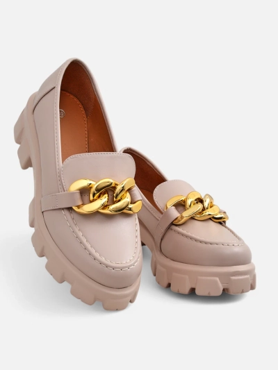 Callista bézs női loafer lánccal, lapos sarokkal, ökológiai bőrből