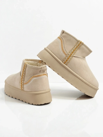 Pravel rövid női hócsizmák