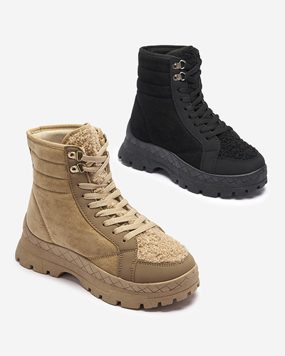 Női szigetelt trapper csizma fekete színben Wosser- Footwear