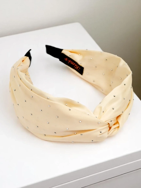 Royalfashion Fejpánt Strasszokkal Fényes Csavart