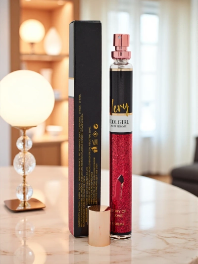 Aura Divina - Very Cool Girl Story of Love női parfüm 30ml