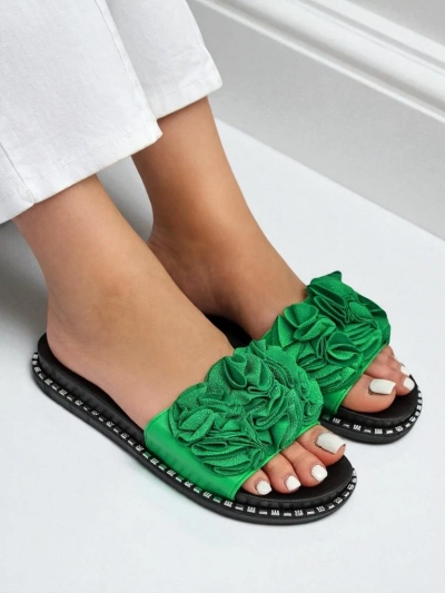 Royalfashion Női lapos talpú papucs Flora Verde